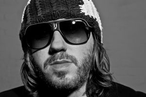 Badly Drawn Boy set to join The Shires at Yorfest 2017