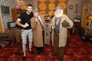 Fans turn out to meet their favorite Only Fools and Horses characters