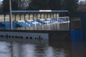 FLOODS - Peter Shilton helps to save Tadcaster Albion
