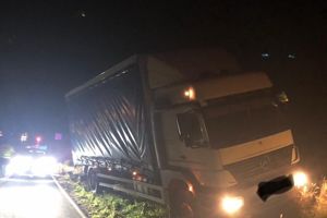 Reckless suspects abandon MOVING lorry at Leeming Bar