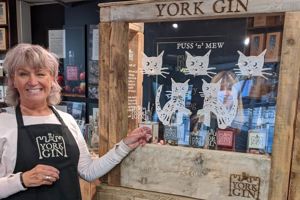 VIDEO - York Gin reopens with a  'Puss &amp; Mew' vending machine