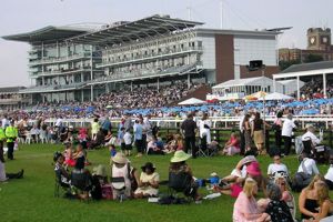 Dress code relaxed for Saturday's racing