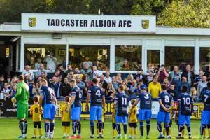 Tadcaster brush aside Robins