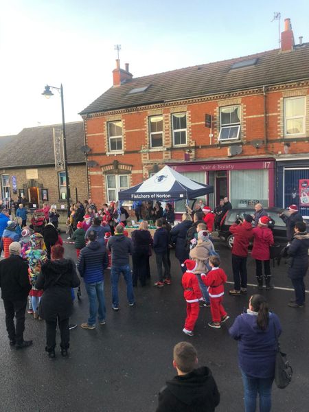 Norton Santa Fun Run & Christmas Lights Switch On 