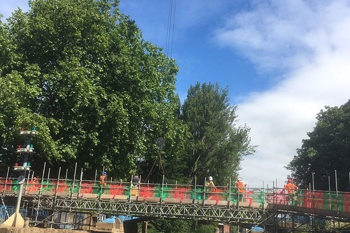 VIDEO - York&rsquo;s famous Blue Bridge removed